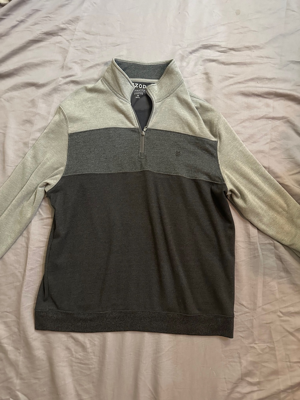 Izod Men's Two-Tone Gray and Charcoal Zip-Front Sweater